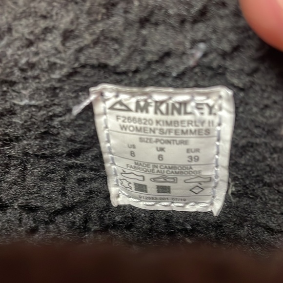 McKinley winter boots. Size 8 - Picture 7 of 8